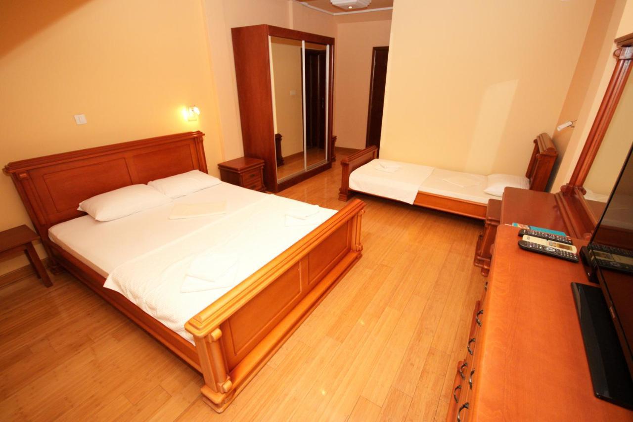 Hotel Rr Херцег Нови Екстериор снимка