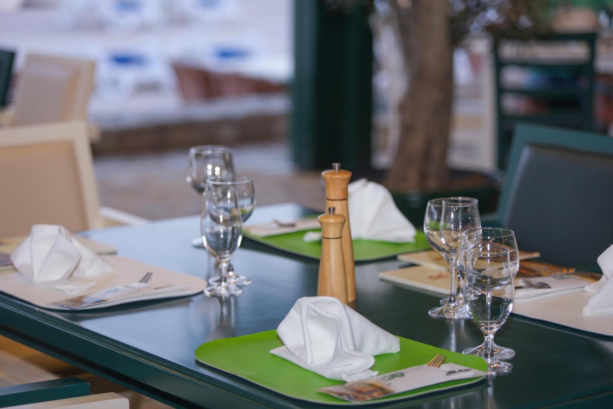 Hotel Rr Херцег Нови Екстериор снимка